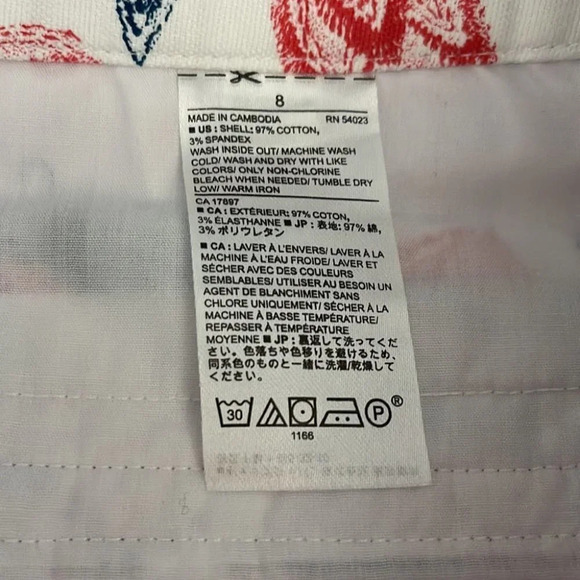 BANANA REPUBLIC Floral Shorts White Red Blue Flat Front Side Zip Preppy Size 8 - Picture 8 of 10